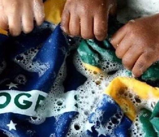Chegou a hora: às ruas, cidadãos!